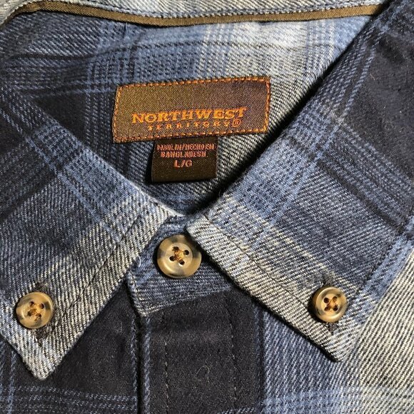 🛒 $15 NORTHWEST TERRITORY Blue Button Up Flannel Plaid Long Sleeve NWT - Picture 3 of 3